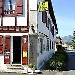 Restaurant Baratxartea فندق