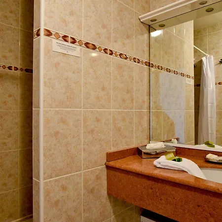 Hotel Restaurant Baratxartea 2*