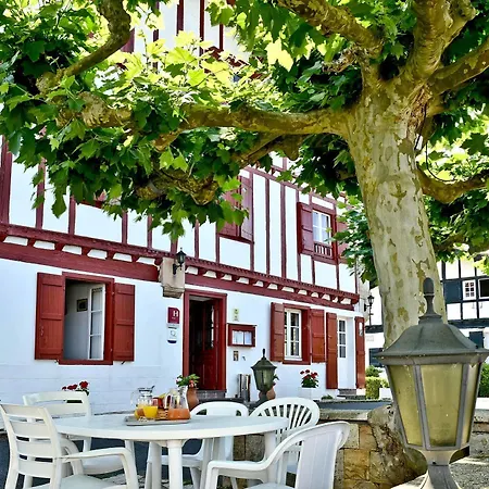 Restaurant Baratxartea 2* Sare
