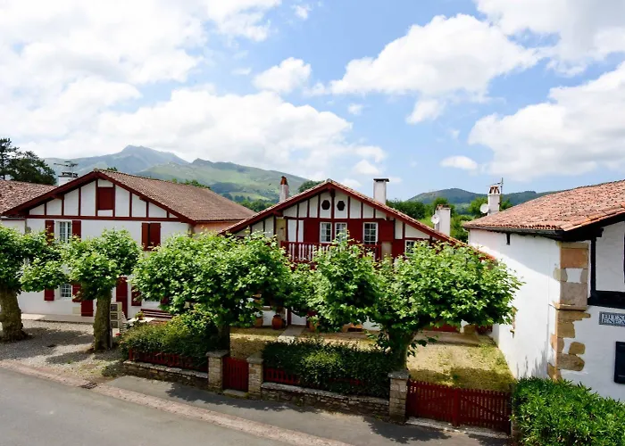 Hotel Restaurant Baratxartea 2*